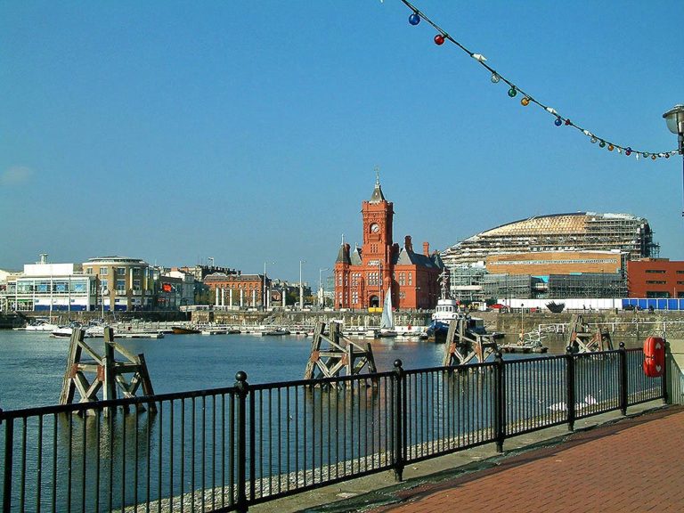 Tiger Bay (Cardiff Bay) | Boarding-Time